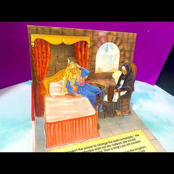 SLEEPING BEAUTY VINTAGE 90s COLLECTABLE HARDCOVER POP -UP STORYBOOK - Picture 4 of 15